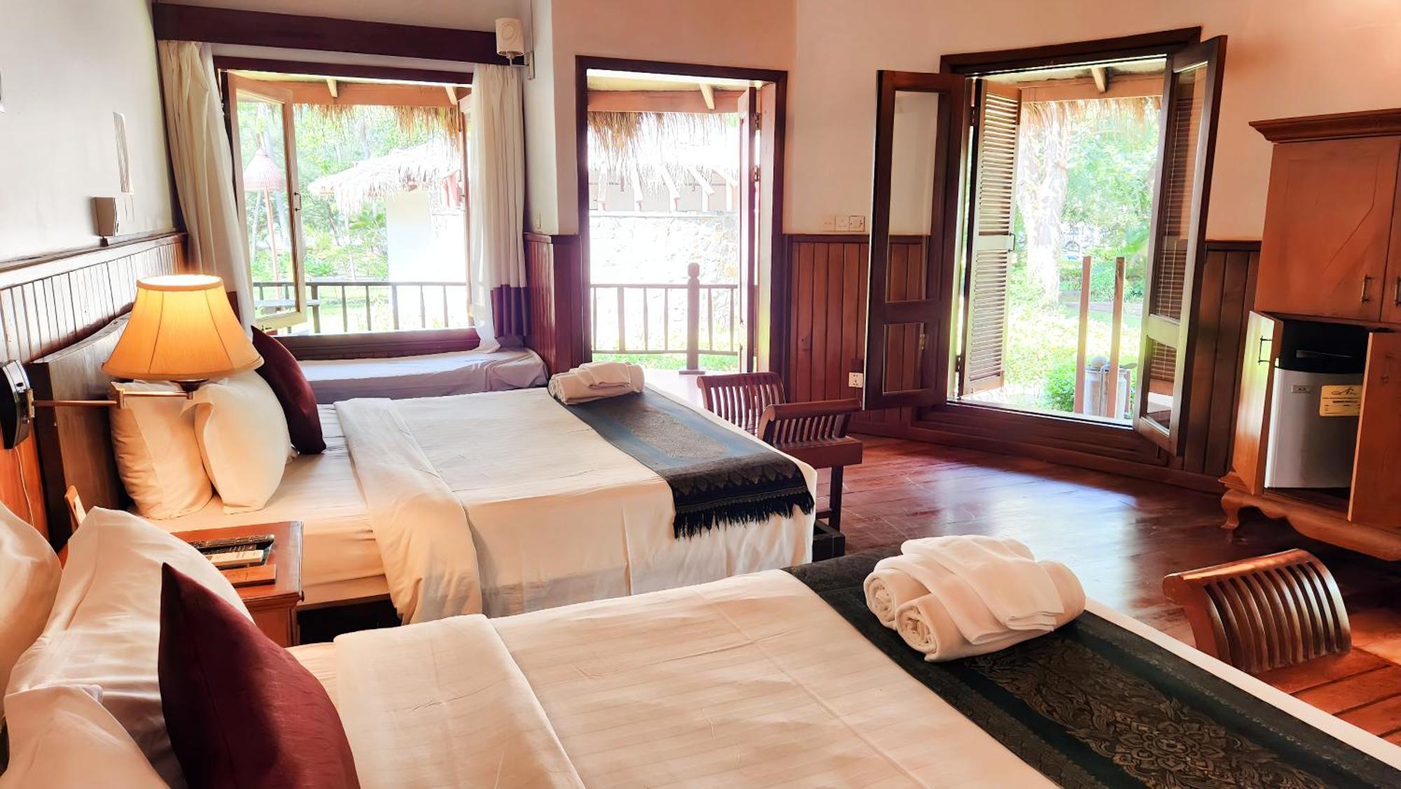 Nataya Round House Coral Bay Resort Kampot Dış mekan fotoğraf