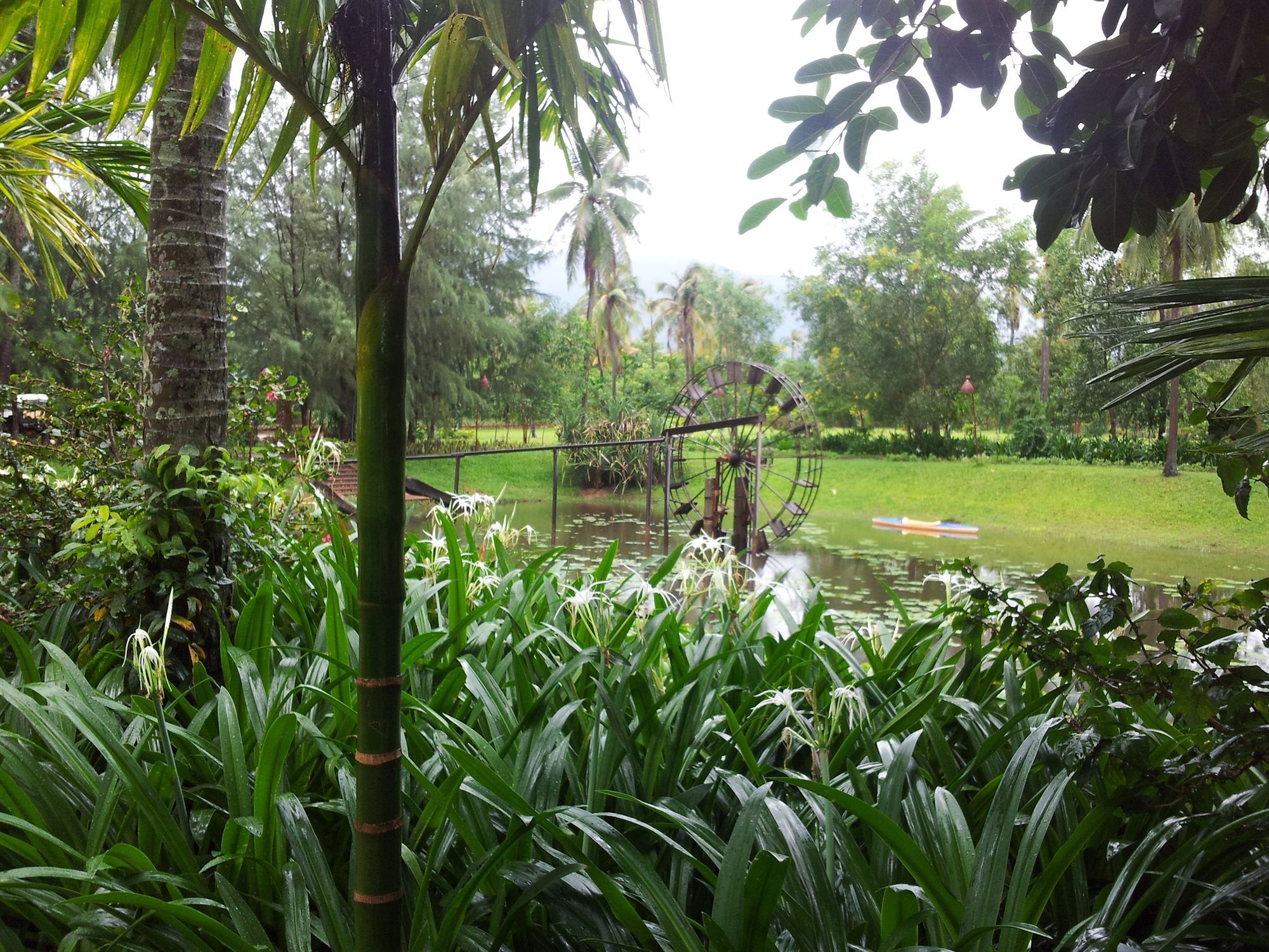 Nataya Round House Coral Bay Resort Kampot Dış mekan fotoğraf