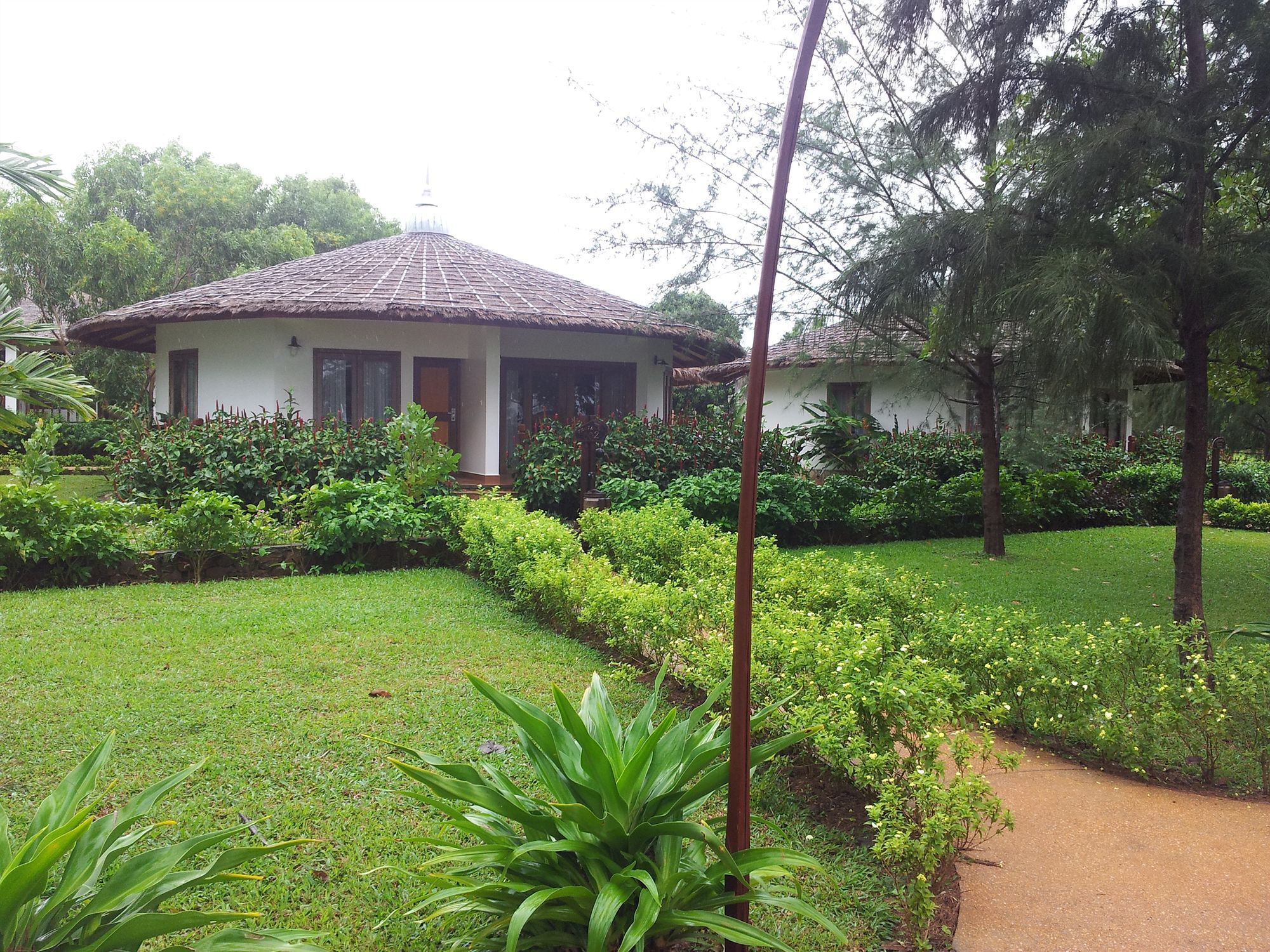 Nataya Round House Coral Bay Resort Kampot Dış mekan fotoğraf